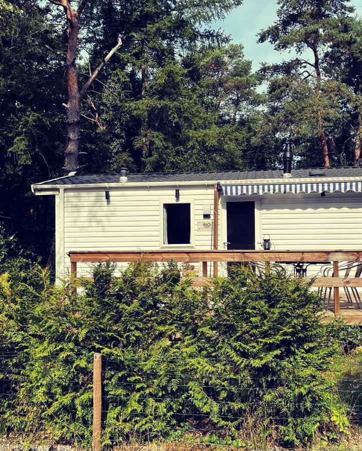 Knus Chalet Midden In De Bossen Nunspeet Esterno foto
